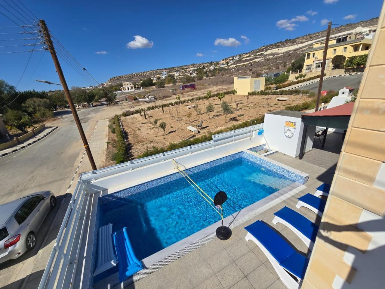 Michael Angelo Villa Paphos Exterior foto